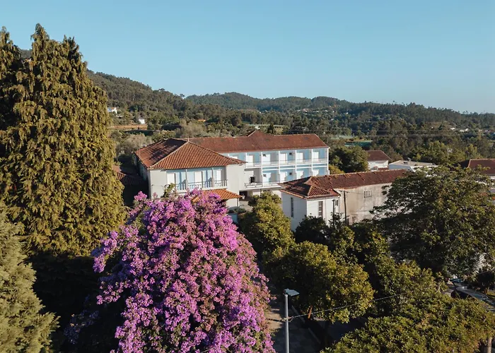 Casa Do Lugar De Pacos Caldelas